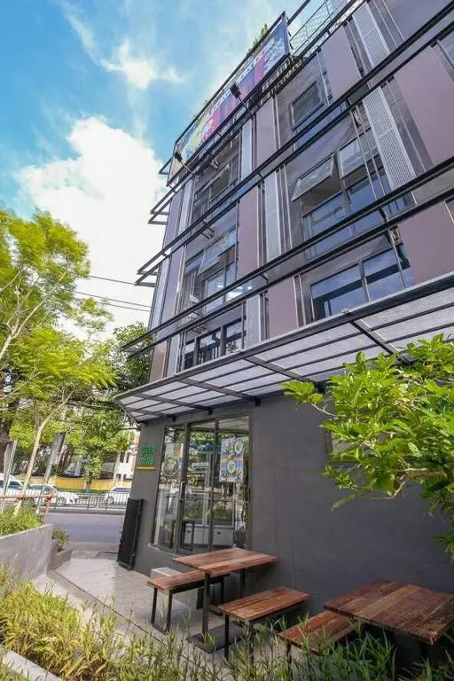 Hotel photo 1