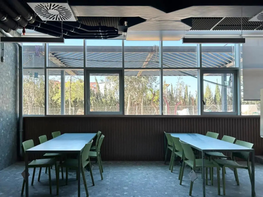 Loop Homes Tower Burjassot Hotel - фото 13