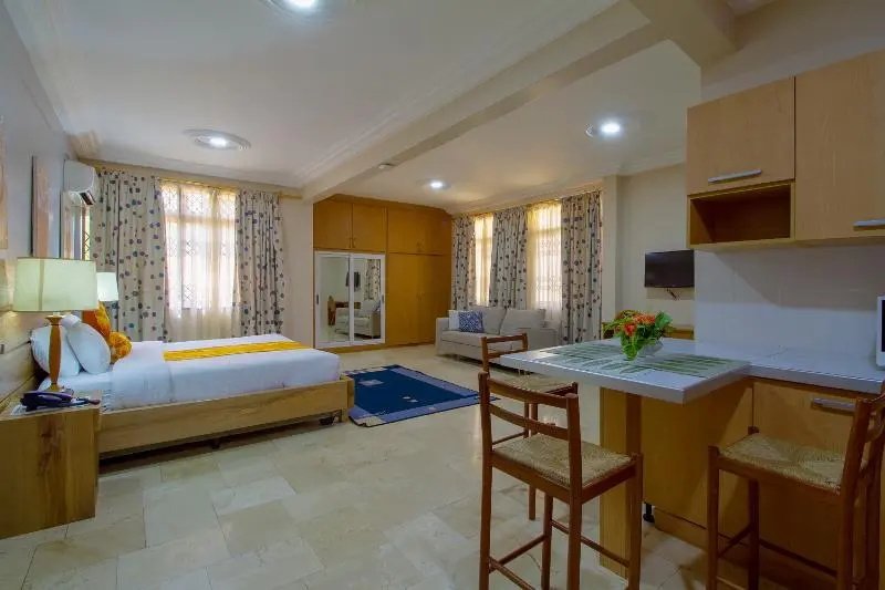 Central Hotel - Osu - Chambres