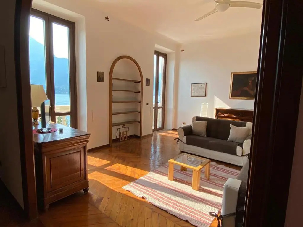 3 Bedrooms Apartment