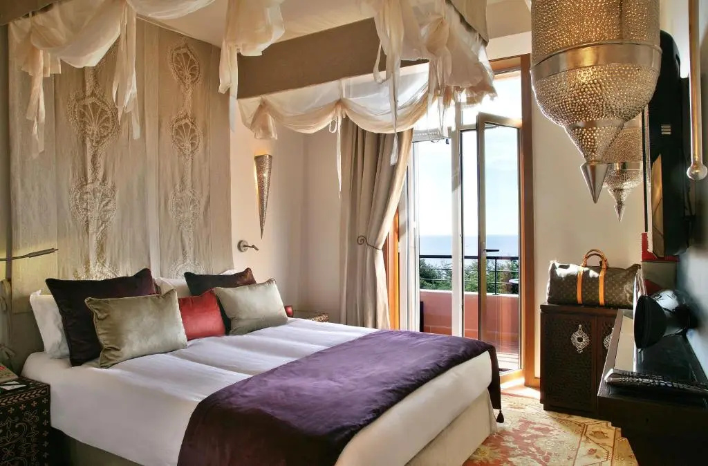 Tiara Yaktsa Côte d'Azur - Chambres