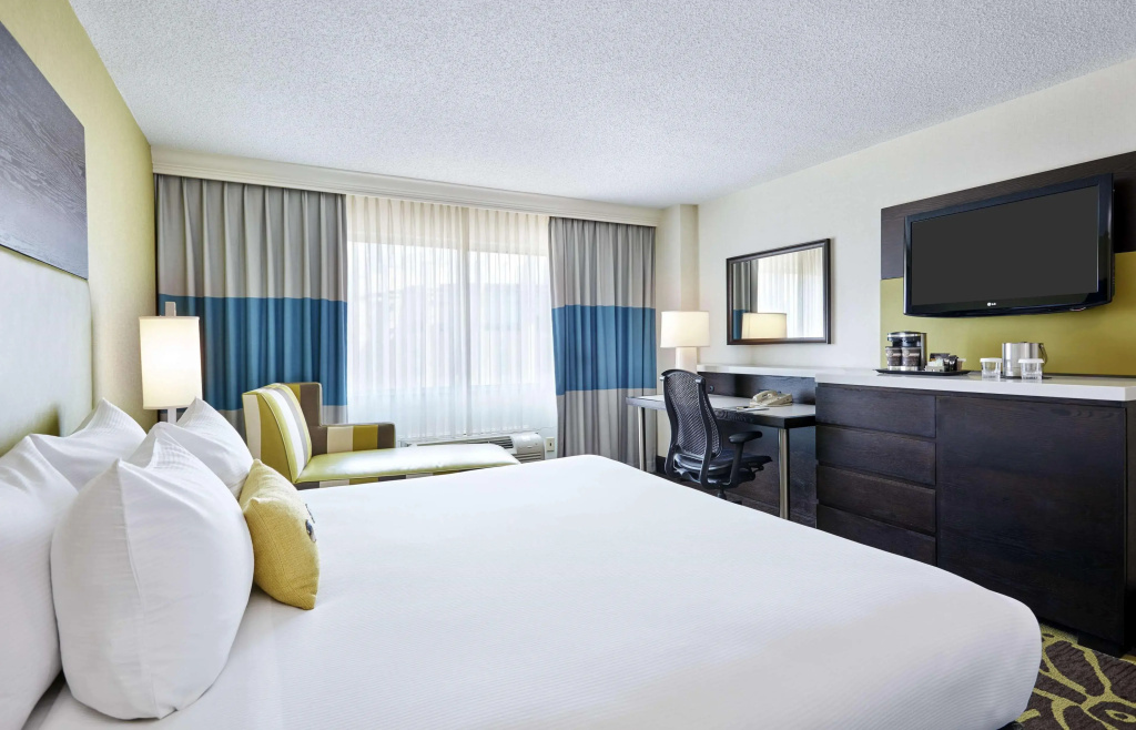 DoubleTree by Hilton Charlotte Gateway Village - Général