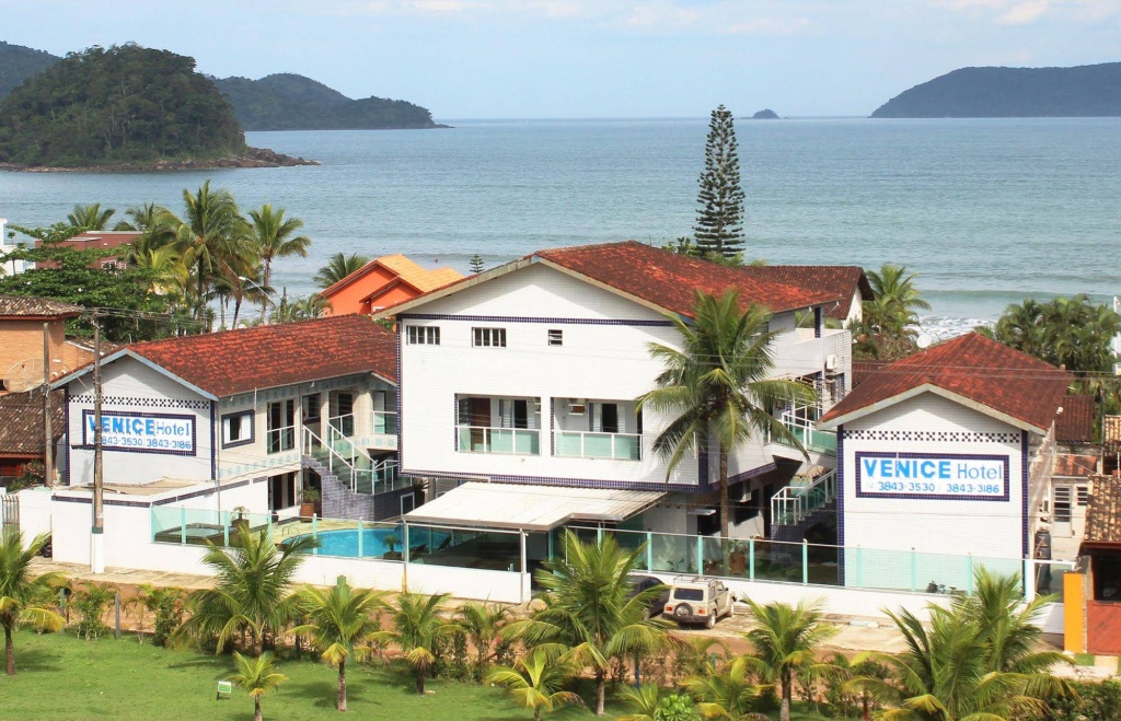 Beach & Waterfront