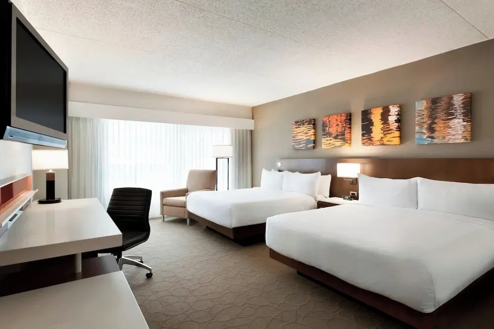 Standard Quadruple room with harbour view