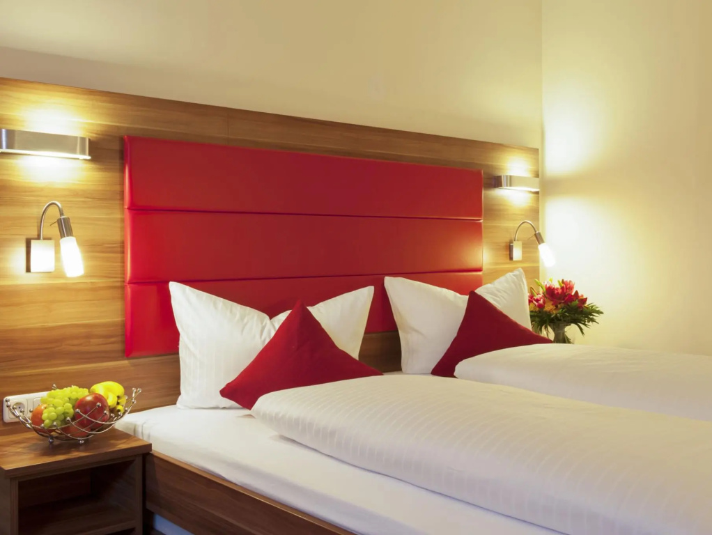 Economy room