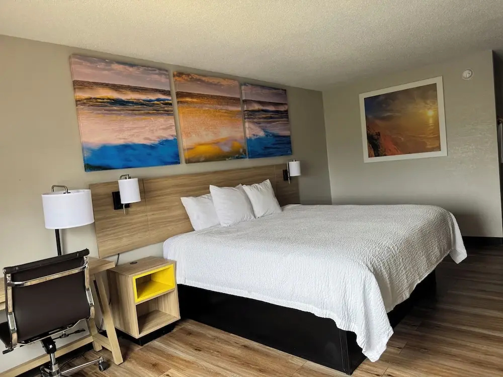 Double room (full double bed)