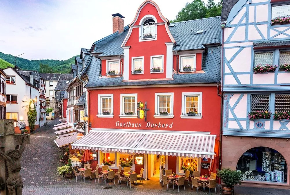 Gast-und Weinhaus Burkard