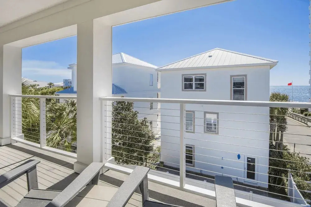 30A Beach Music by Avantstay Pool w/ Gulf Views Golf Cart