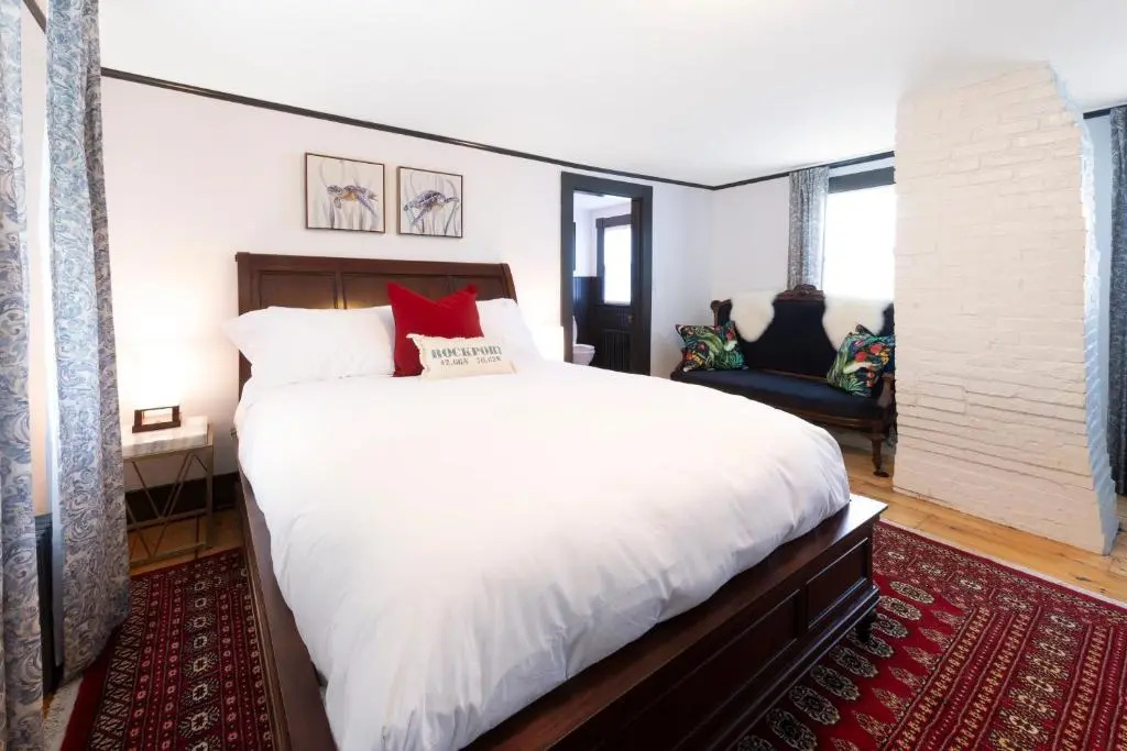 Standard Double room with garden view (full double bed)