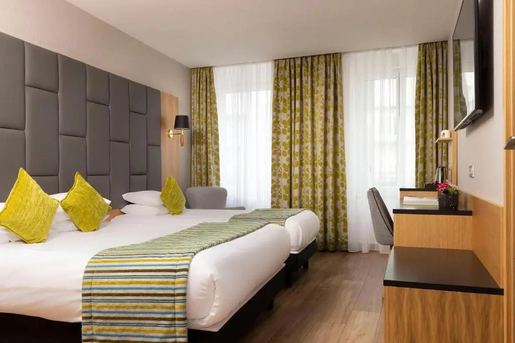 Hotel Bristol - Chambres
