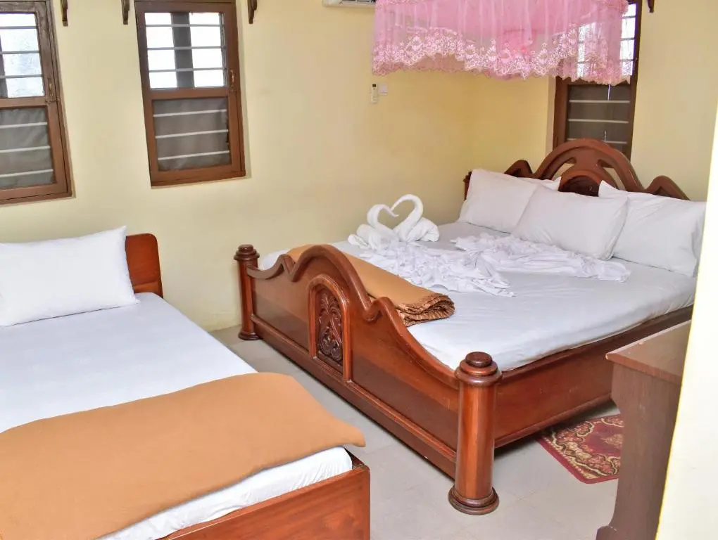 Funguni Palace Hotel - Chambres