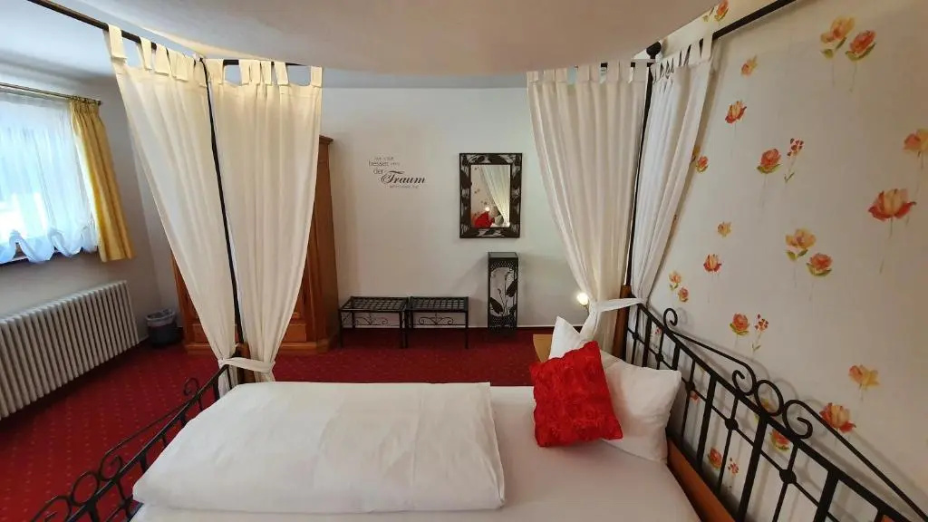 Hotel Restaurant Rebstock - Chambres