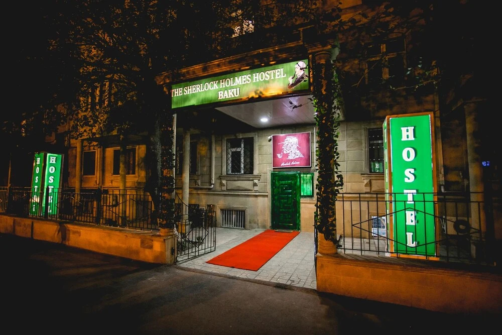 Sherlock Holmes Hostel Baku