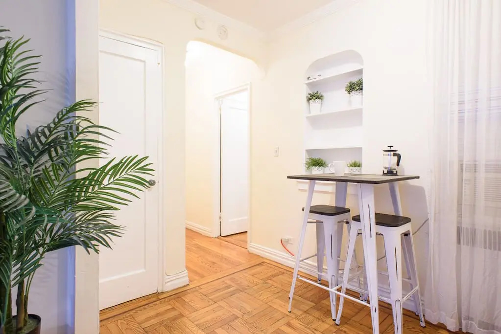 105-2c XL Studio Prime Location Newly Designed