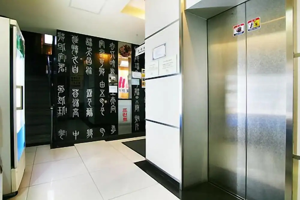 Hotel photo 11