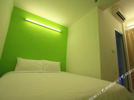City Campus Lodge & Hotel