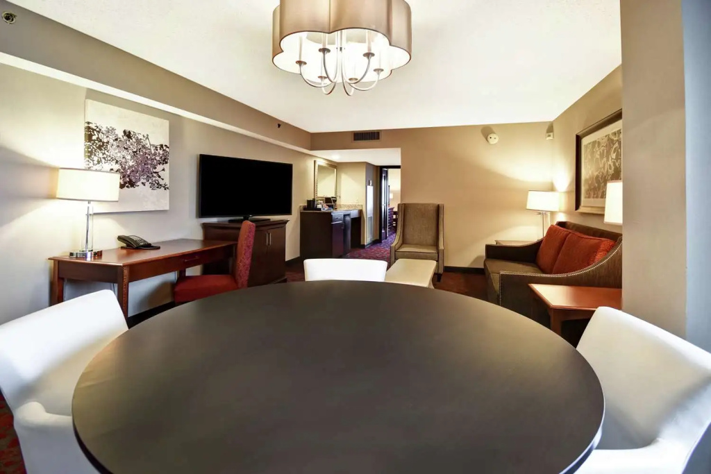 Embassy Suites by Hilton Dulles Airport - Chambres