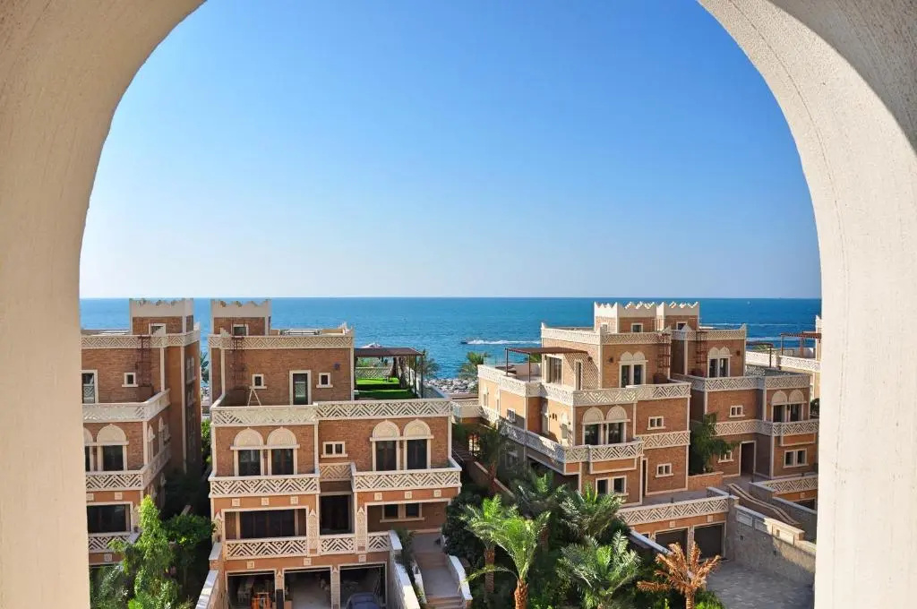 Spacious 4 bd and 2 bd apartments with amazing Sea view - Général