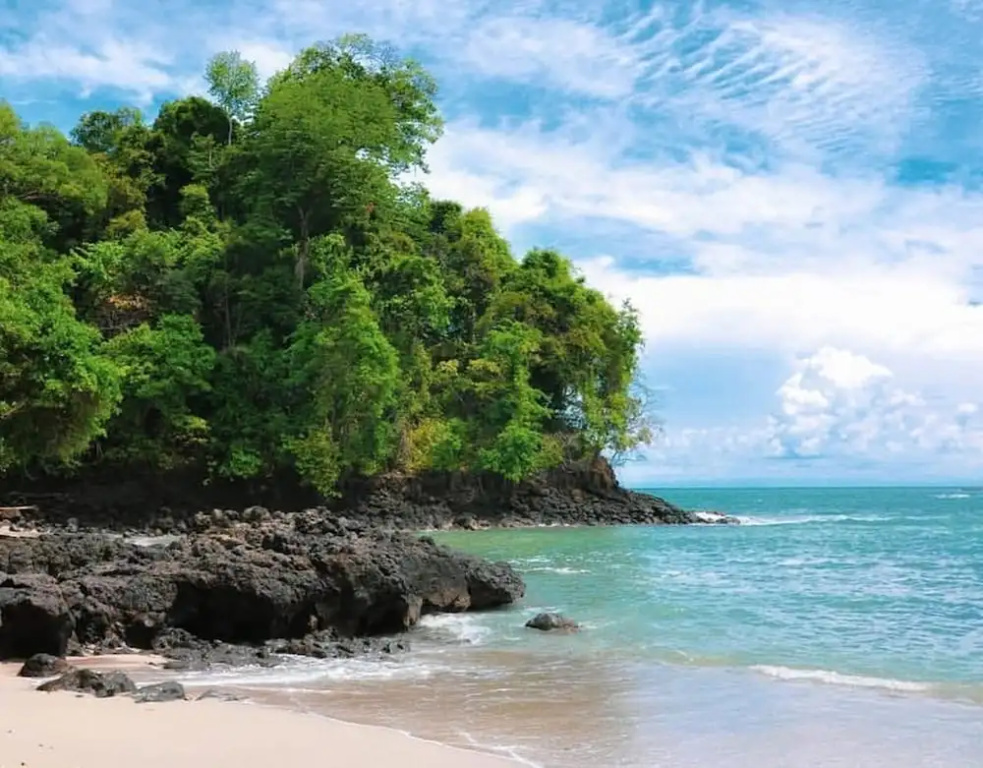 Beach & Waterfront