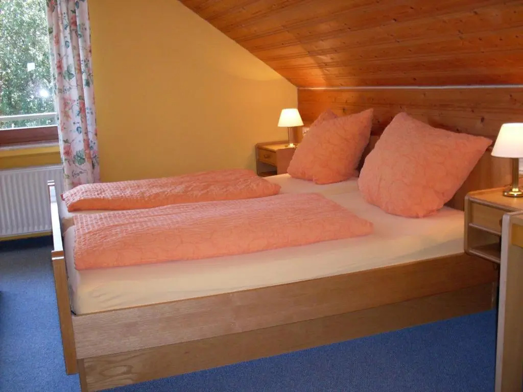 Hotel Wildenburger Hof - Chambres