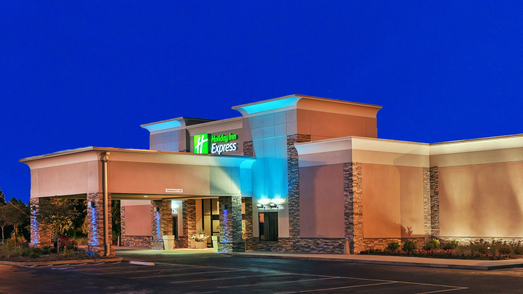 Holiday Inn Express Little Rock Airport by IHG