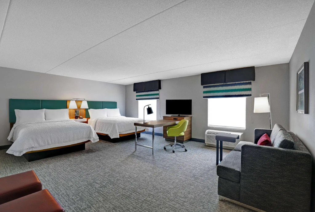 Quadruple Suite