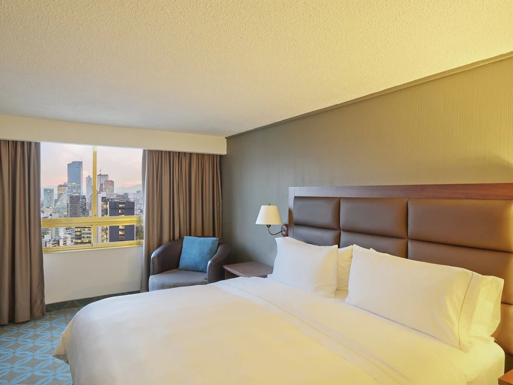 Double Studio Room (full double bed)