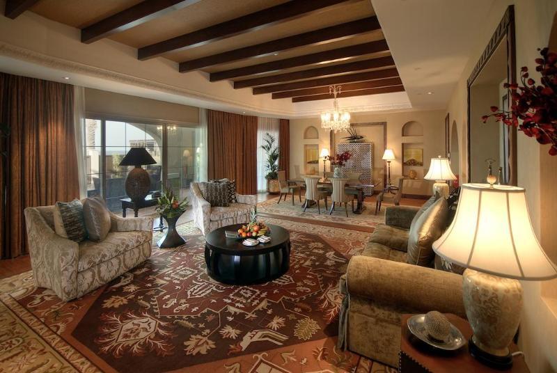 Anantara Desert Islands Resort & Spa