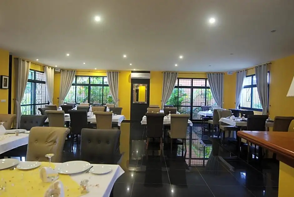 Economy room