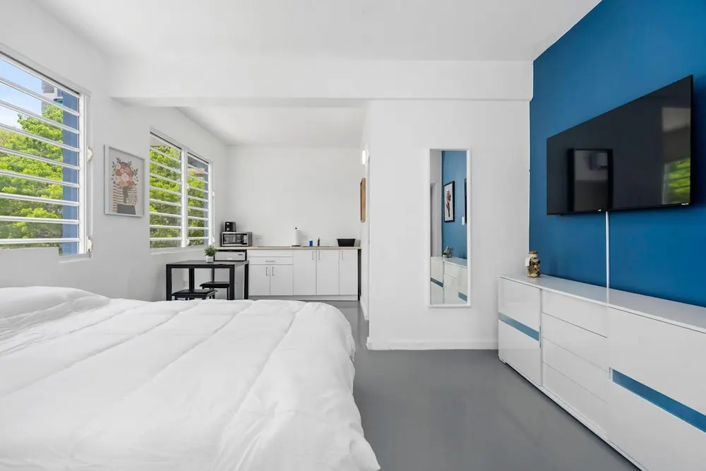 Otium Rentals Cityscape Locale Living Spot