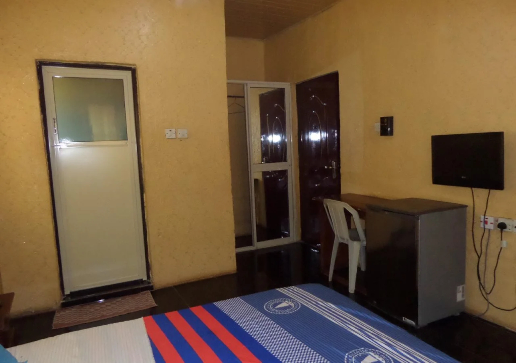 Abi-K Suites And Inn