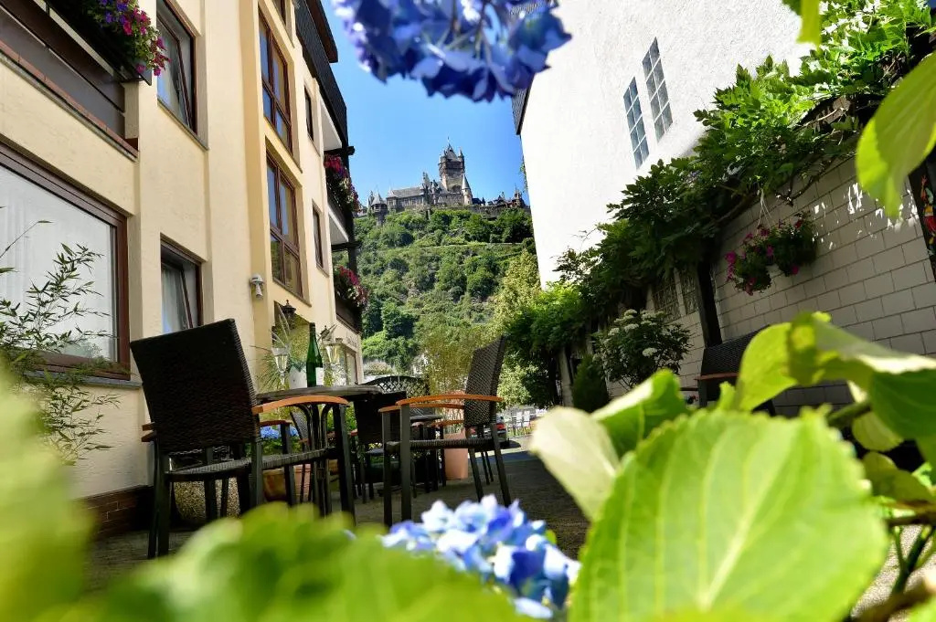 Hotel photo 11