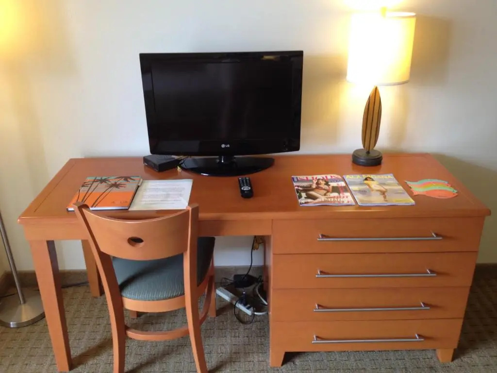 Romer House Waikiki - Chambres