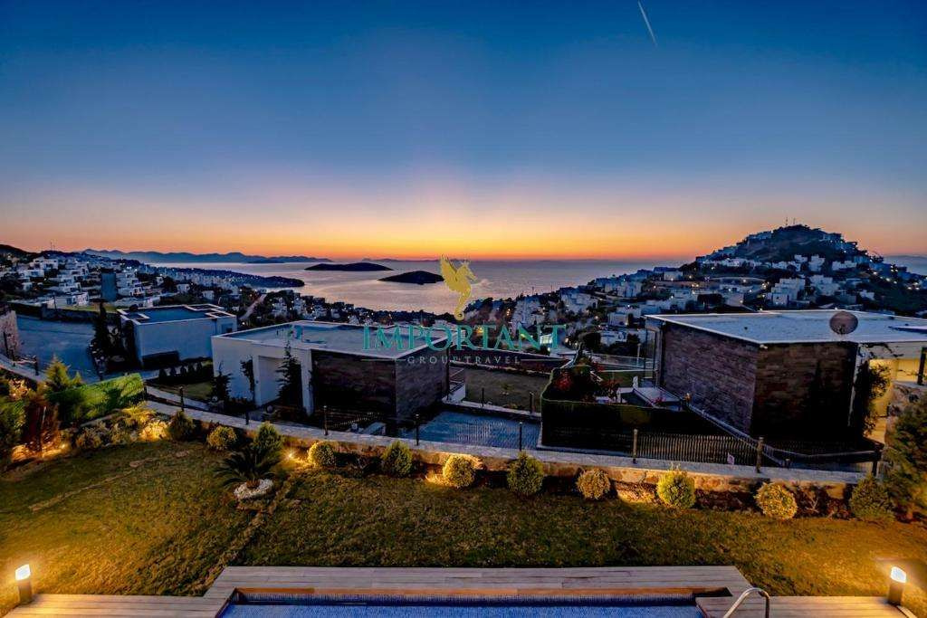 Beach & Waterfront