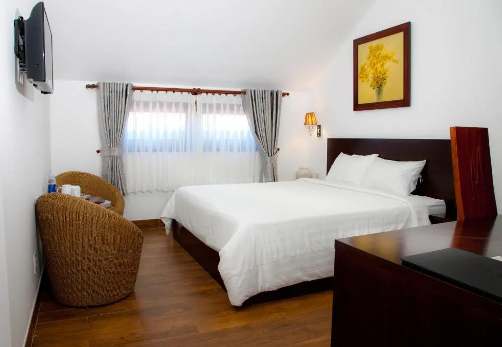 Standard Double room (full double bed)