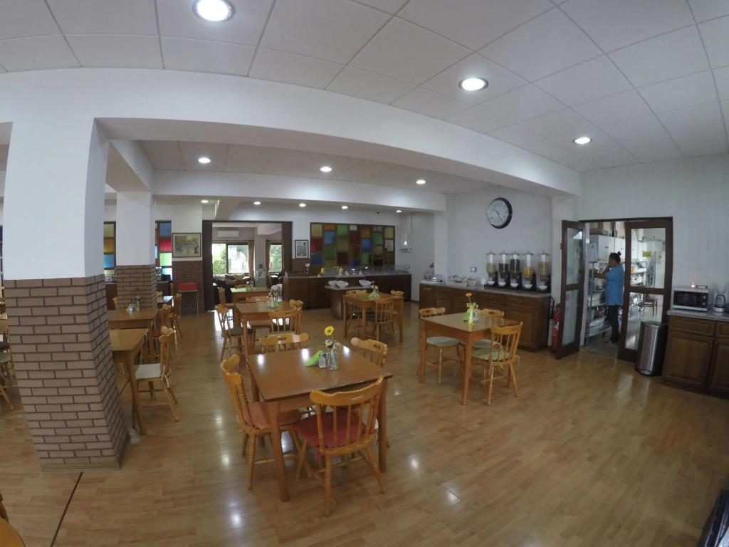 Lobby & Reception