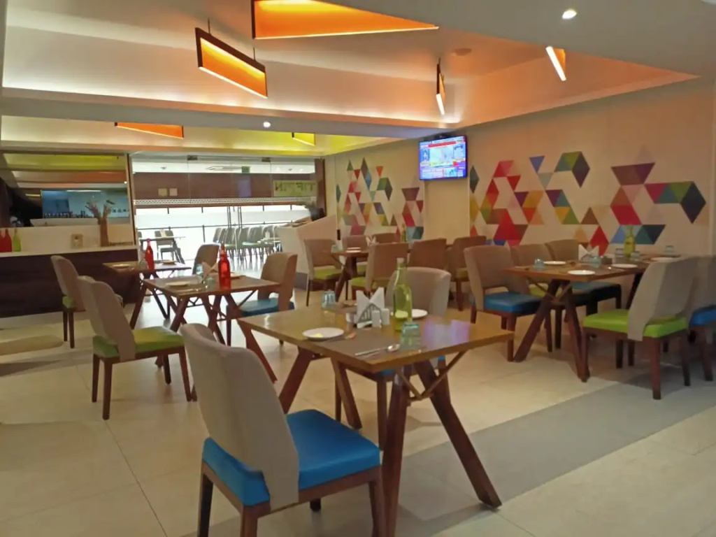 ZIBE Luxe Hyderabad by GRT Hotels - Général