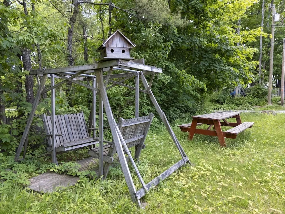 Gage Farmhouse Limit 6 2 Bedroom Apts by RedAwning