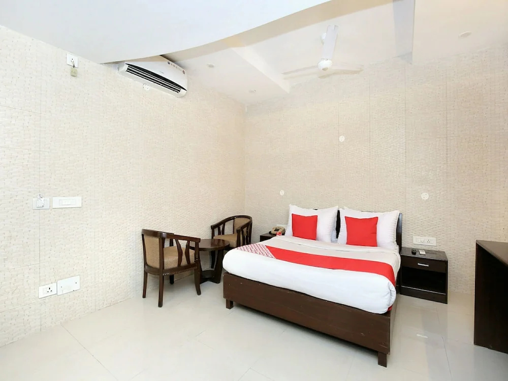 OYO 2690 Hotel Oscar Regency - Chambres