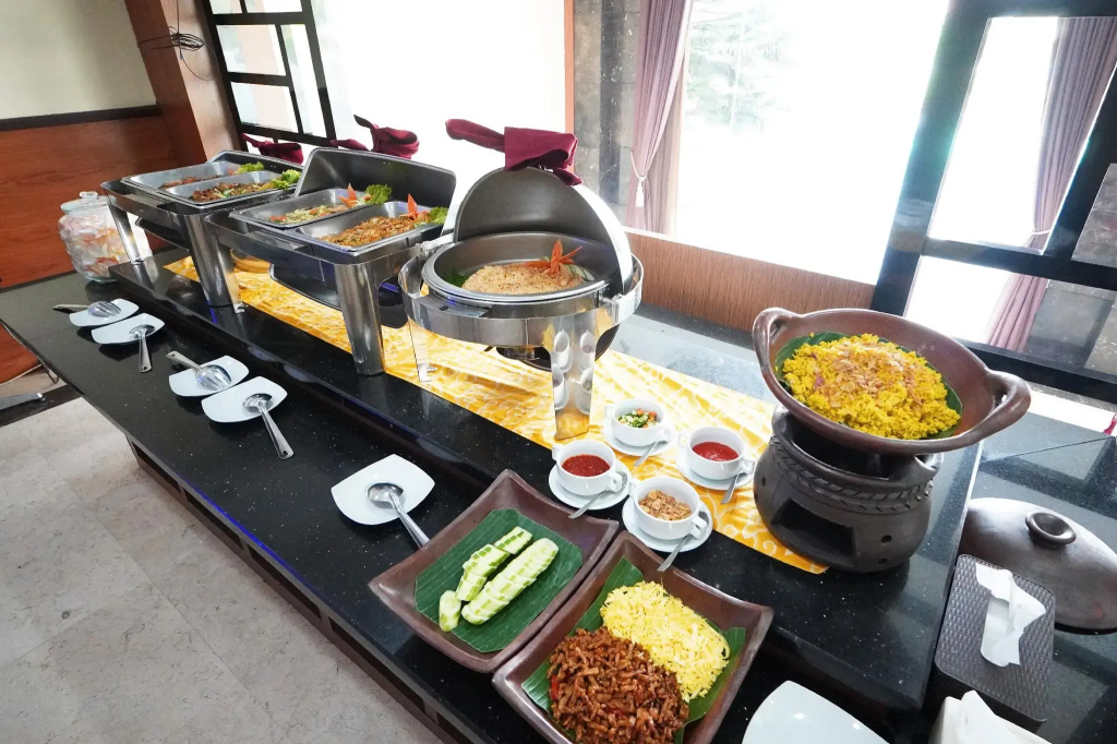 Sutan Raja Hotel Cirebon - Général