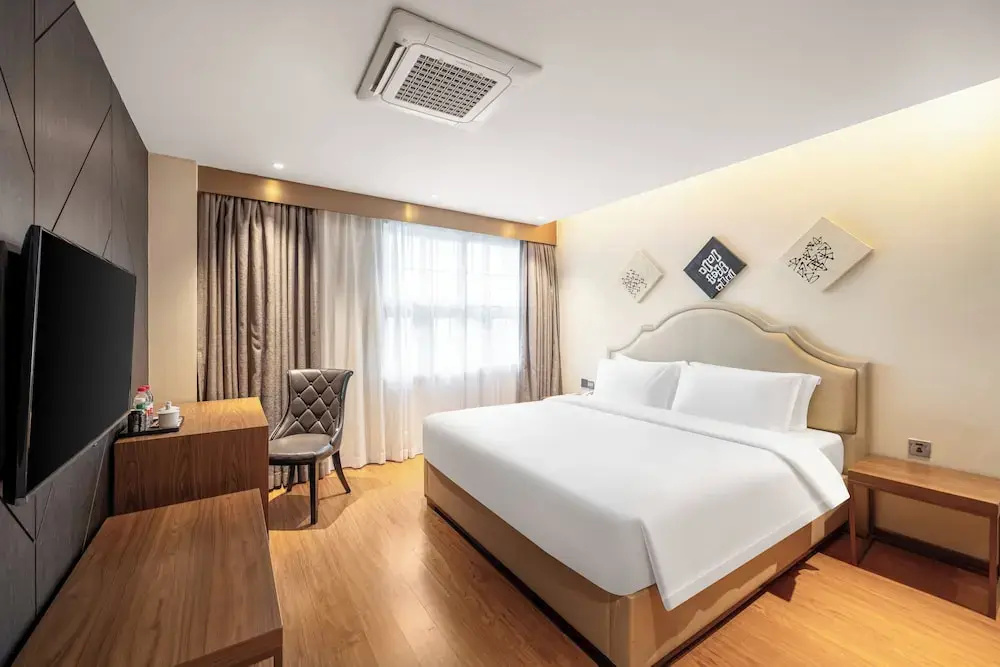Comfort room