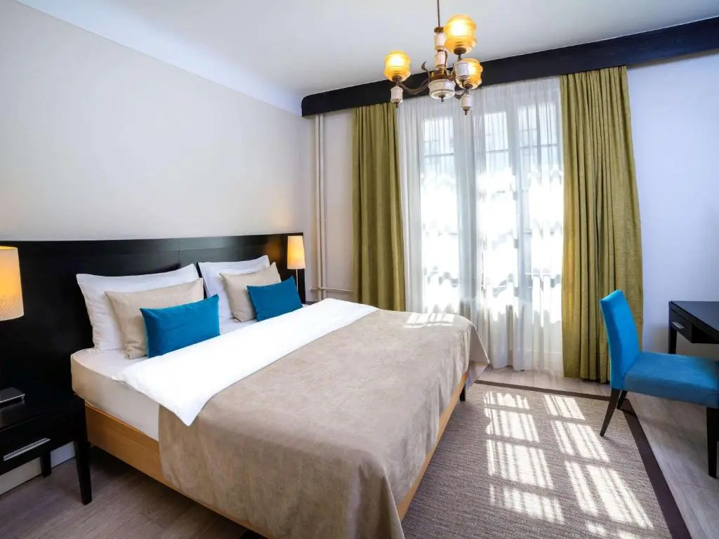 Superior Double room (full double bed)