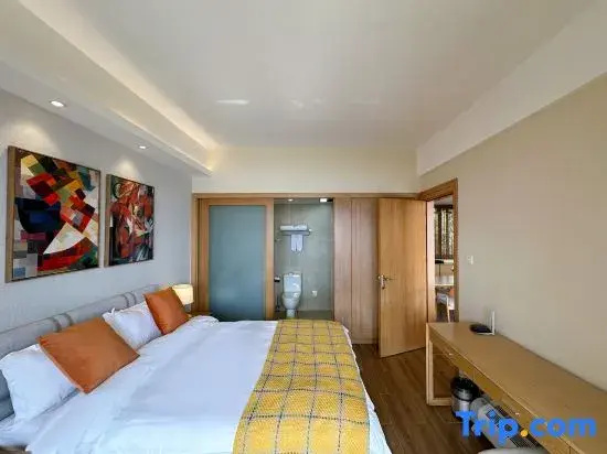 2 Bedrooms Duplex Villa with lake view