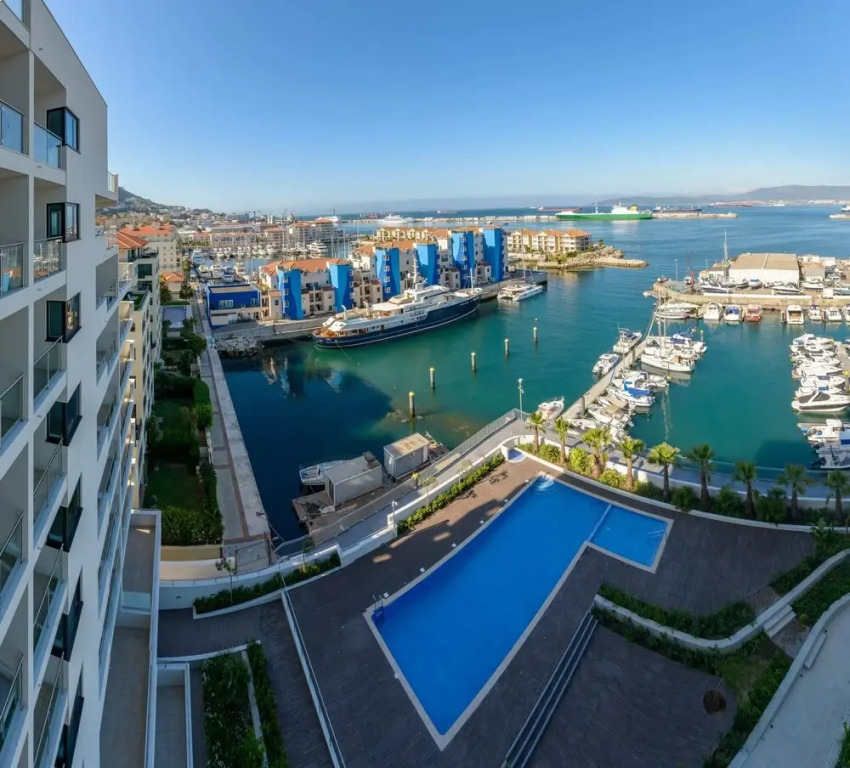 Luxury Modern Apartment With Exceptional Views! Hosted by Sweetstay - фото 21