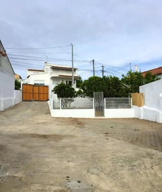 House With 2 Bedrooms In Aldeia Do Meco With Wifi