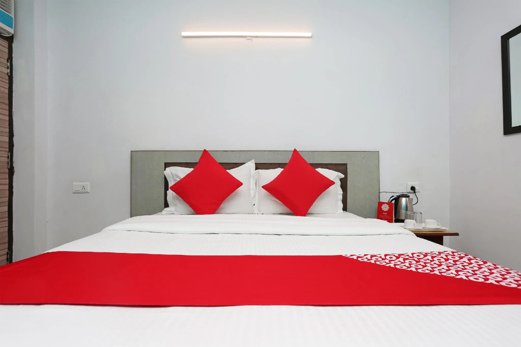 OYO 28715 Acclaim