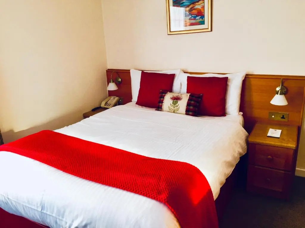 Uplawmoor Hotel - Chambres