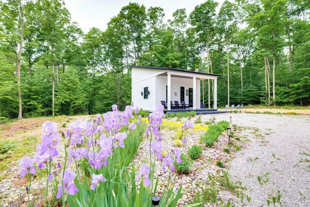 Modern Bellaire Cabin < 5 Mi to Lake & Slopes!