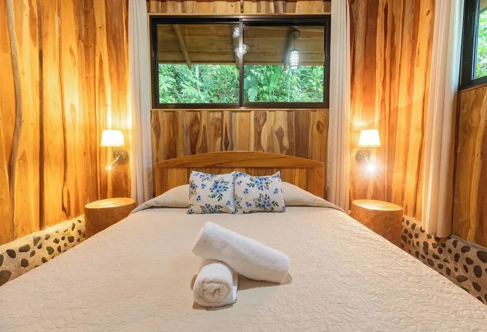 Deluxe room with ocean view