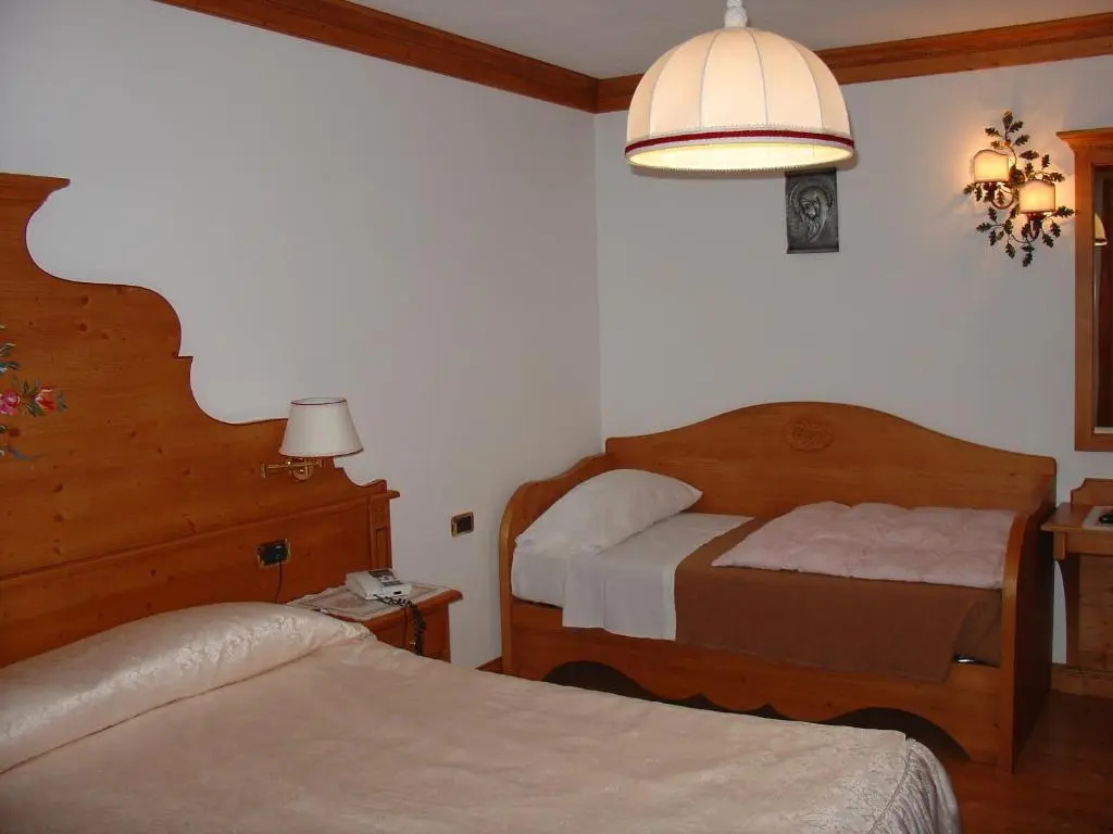 Standard Triple room with balcony